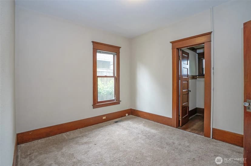 Property photo for 621 N Pine Street, Tacoma photo 17