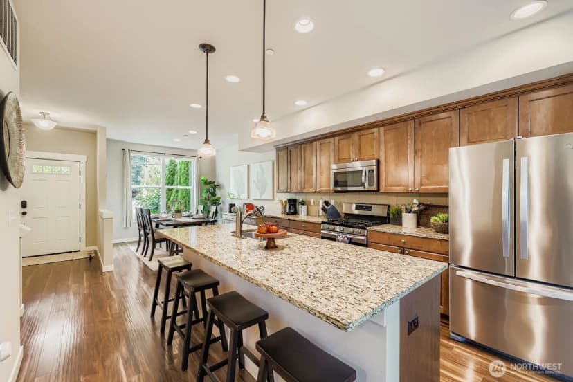 Property photo for 16212 48th Avenue W #6, Edmonds photo 10