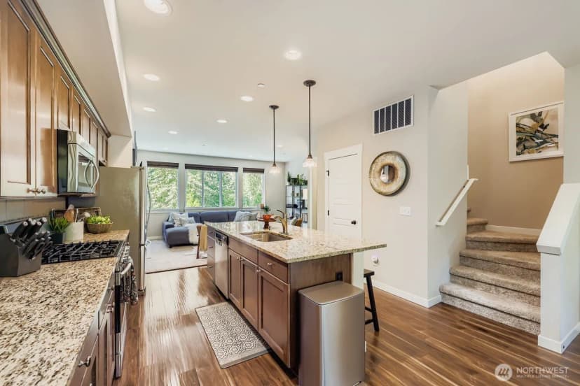 Property photo for 16212 48th Avenue W #6, Edmonds photo 9