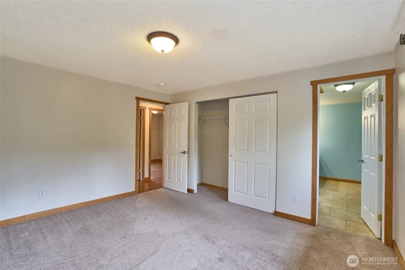 Property photo for 26225 Woodland Way S, Kent photo 13