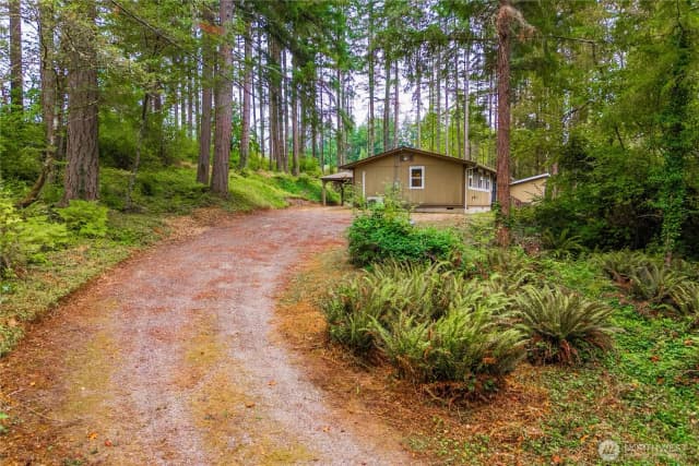 Property photo for 8106 149th Street Nw, Gig Harbor photo 2