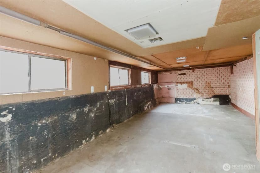 Property photo for 1515 9th Street, Bremerton photo 30