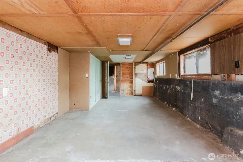 Property photo for 1515 9th Street, Bremerton photo 32