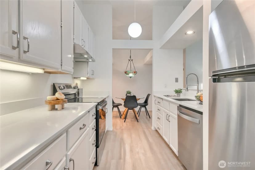 Property photo for 4228 221st Place Se #1083, Issaquah photo 10