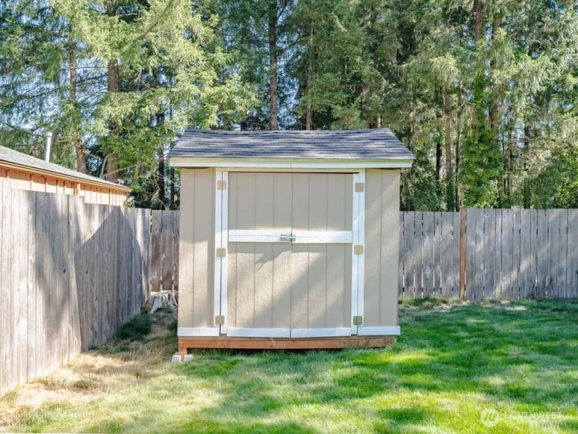 Property photo for 738 Eden Road W, Bremerton photo 24