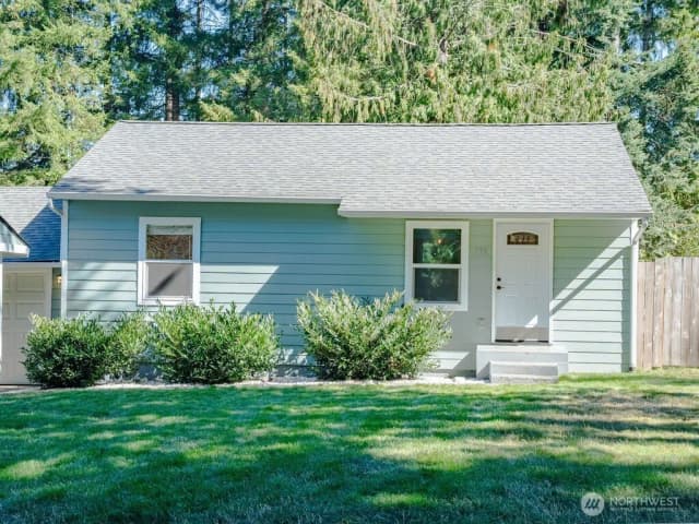 Property photo for 738 Eden Road W, Bremerton photo 2