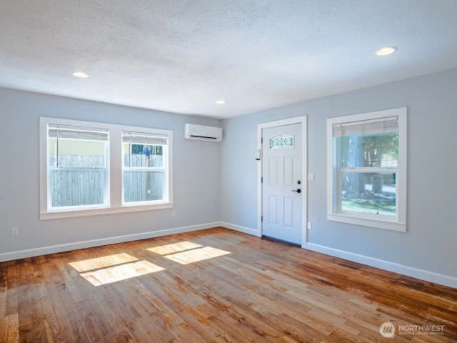 Property photo for 738 Eden Road W, Bremerton photo 3