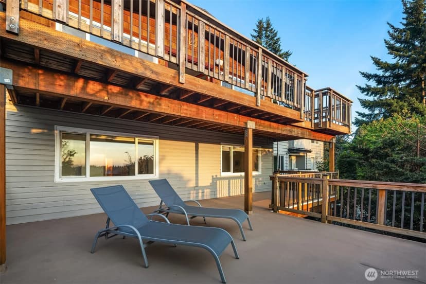 Property photo for 2209 12th Avenue W, Seattle photo 29