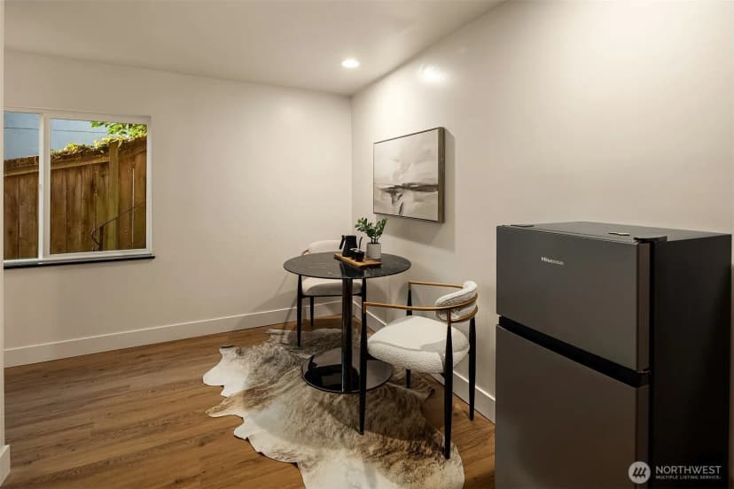 Property photo for 2209 12th Avenue W, Seattle photo 19