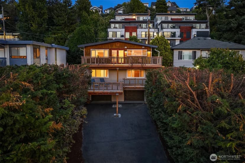 Property photo for 2209 12th Avenue W, Seattle photo 35