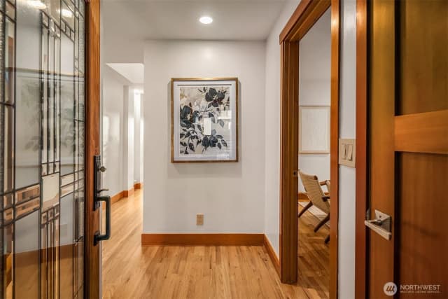 Property photo for 2209 12th Avenue W, Seattle photo 3