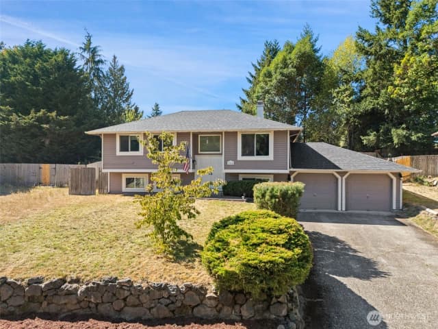 Property photo for 7265 Thasos Avenue Ne, Bremerton