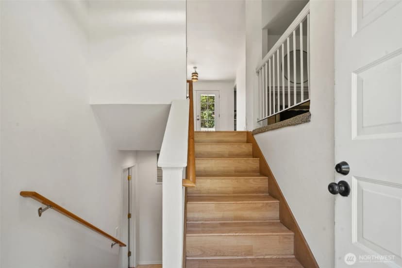 Property photo for 7265 Thasos Avenue Ne, Bremerton photo 4