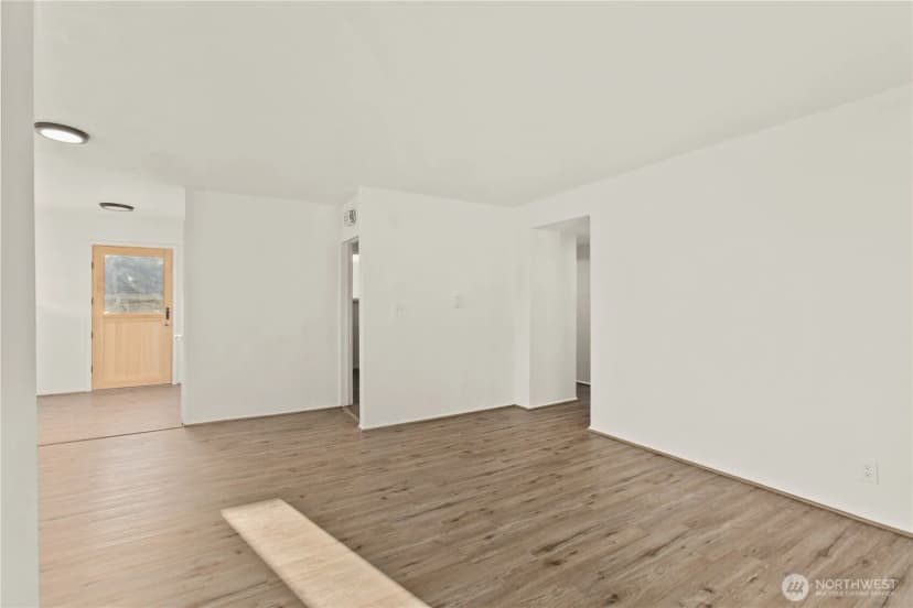Property photo for 1415 S 56th Street, Tacoma photo 3