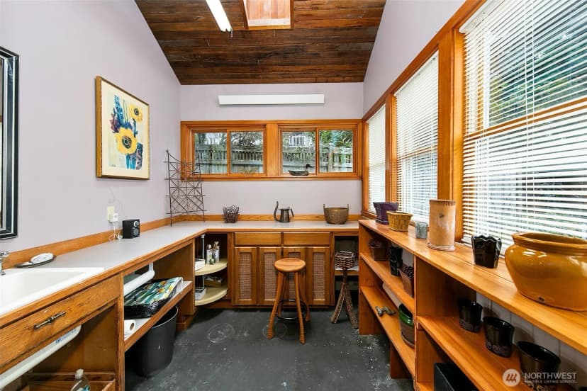 Property photo for 16905 35th Avenue Sw, Burien photo 35
