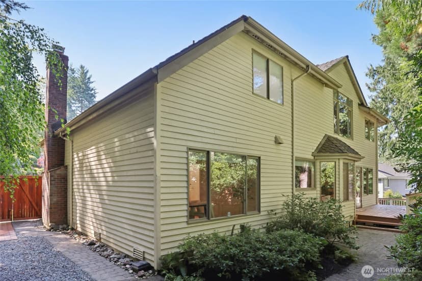 Property photo for 10406 Ne 151st Place, Bothell photo 22