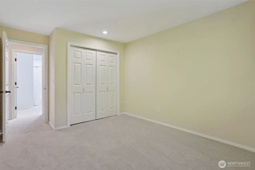 Property photo for 10406 Ne 151st Place, Bothell photo 13