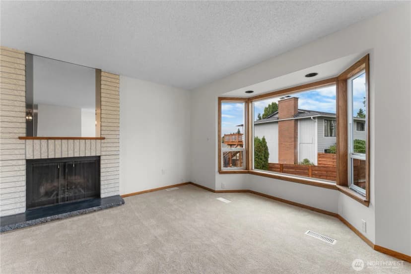 Property photo for 12025 9th Ct Sw, Burien photo 8