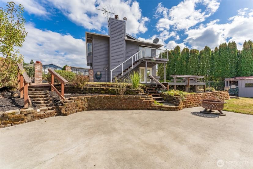 Property photo for 12025 9th Ct Sw, Burien photo 32