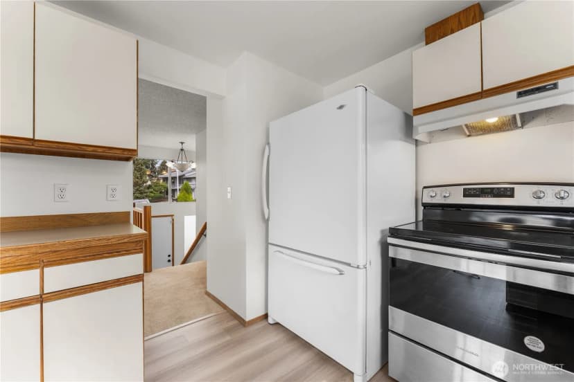 Property photo for 12025 9th Ct Sw, Burien photo 15