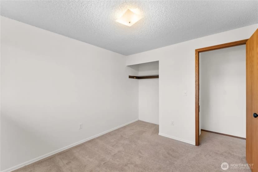 Property photo for 12025 9th Ct Sw, Burien photo 21