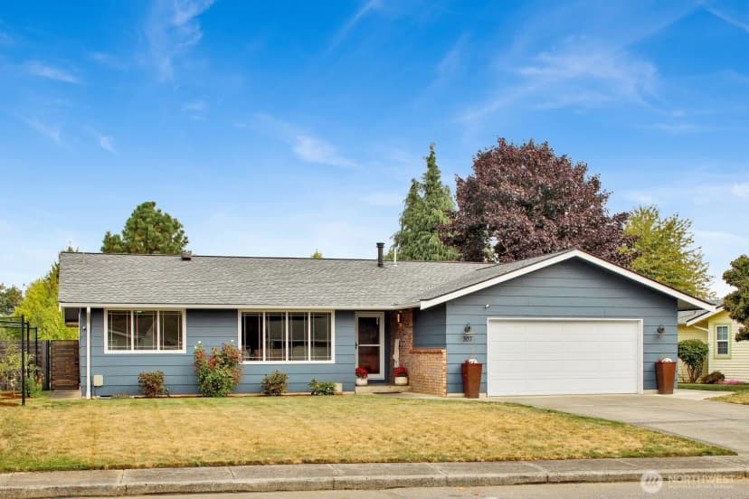 Property photo for 307 Kwanzan Drive, Lynden photo 2