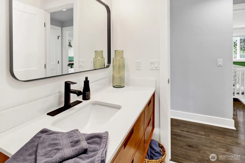 Property photo for 307 Kwanzan Drive, Lynden photo 22