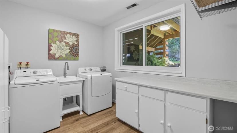 Property photo for 8608 185th Place Sw, Edmonds photo 31