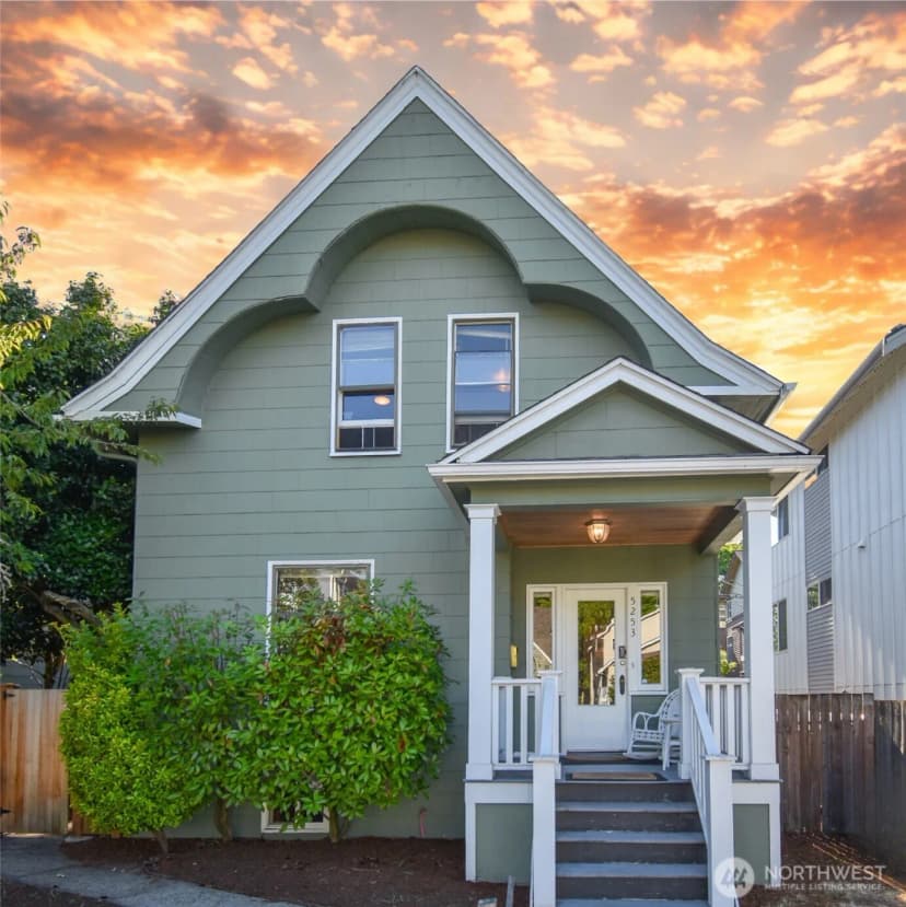 Property photo for 5253 Brooklyn Avenue Ne, Seattle photo 37