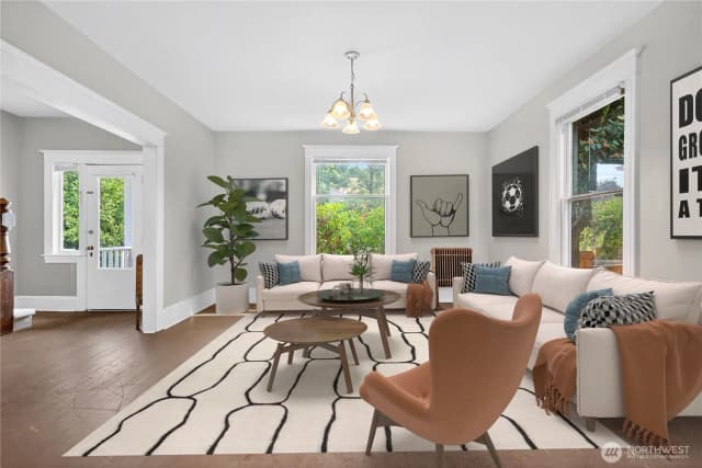 Property photo for 5253 Brooklyn Avenue Ne, Seattle photo 5