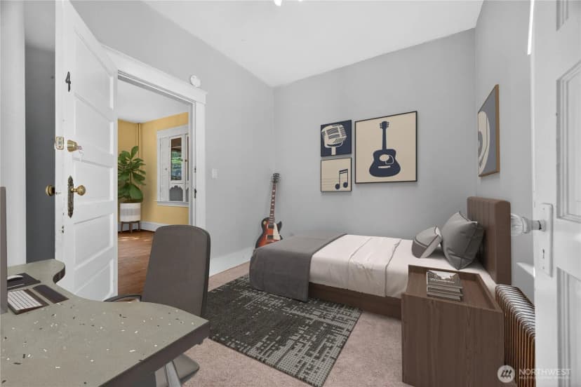 Property photo for 5253 Brooklyn Avenue Ne, Seattle photo 11