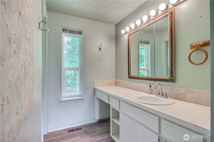 Property photo for 31532 36th Avenue Sw, Federal Way photo 17