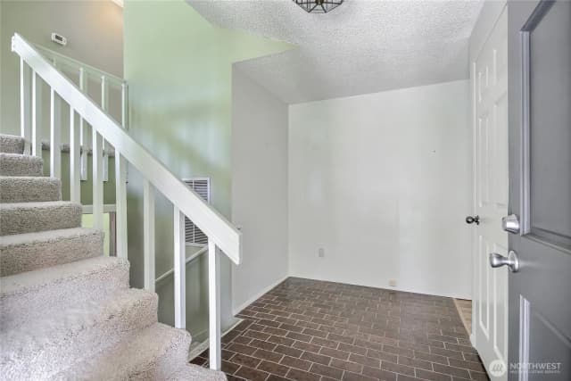 Property photo for 31532 36th Avenue Sw, Federal Way photo 3