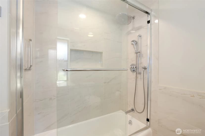 Property photo for 1829 Sw 146th Street, Burien photo 25