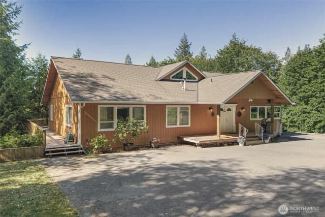 Property photo for 16705 92nd Street Nw, Lakebay photo 3