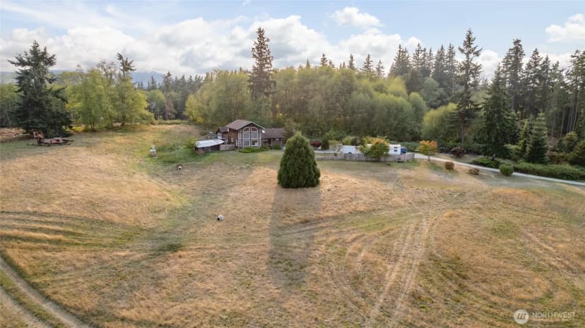 Property photo for 16421 State Route 525, Langley photo 11