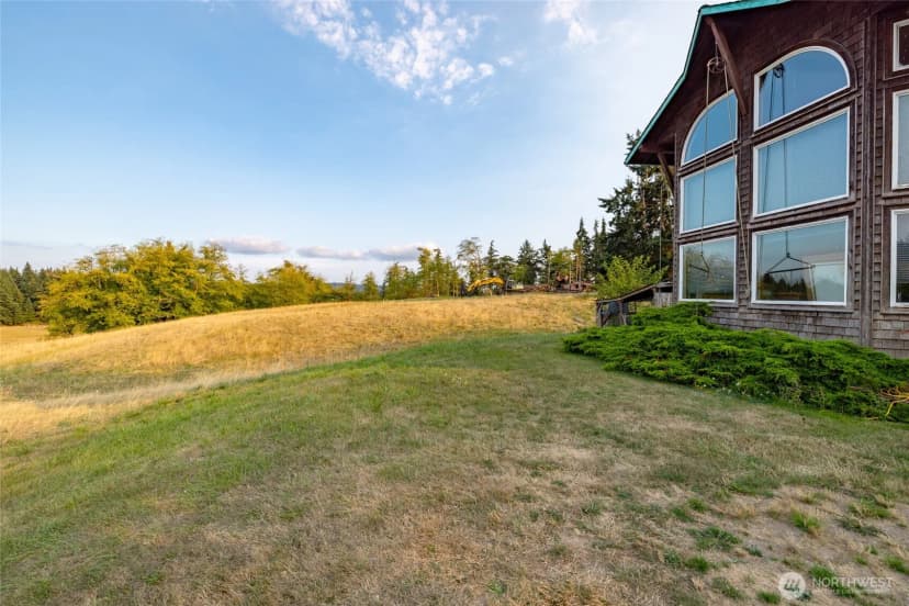 Property photo for 16421 State Route 525, Langley photo 16