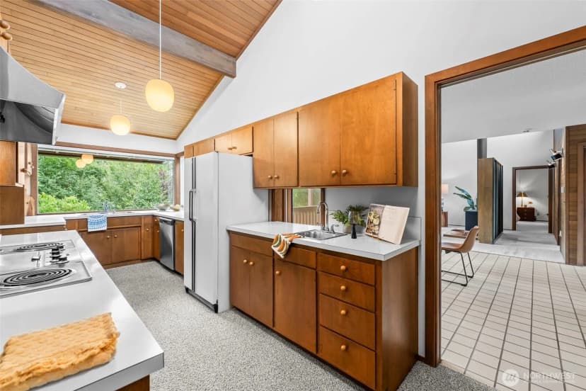 Property photo for 13312 11th Avenue Ct E, Tacoma photo 14