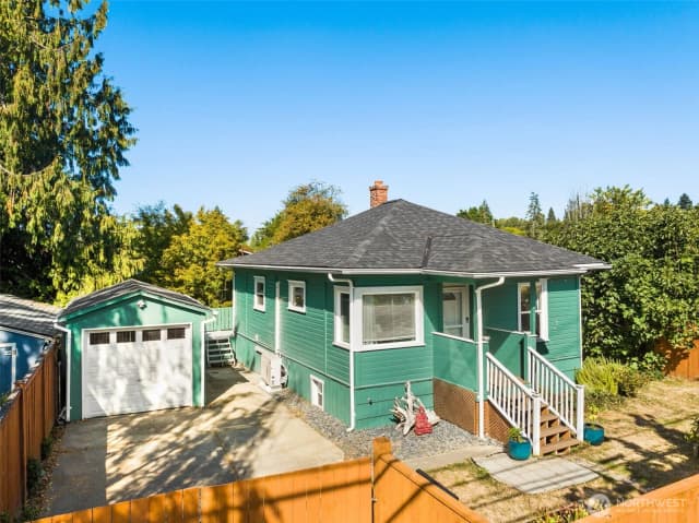 Property photo for 4208 S Genesee Street, Seattle