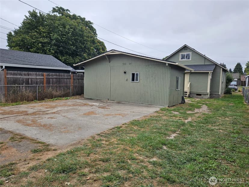 Property photo for 329 24th Street, Longview photo 19