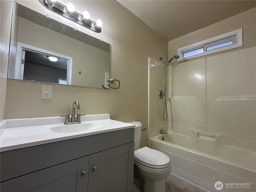 Property photo for 329 24th Street, Longview photo 10