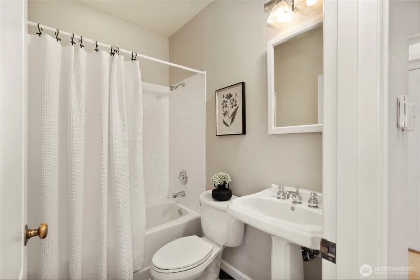 Property photo for 32 Ne Sunset Street, Poulsbo photo 14