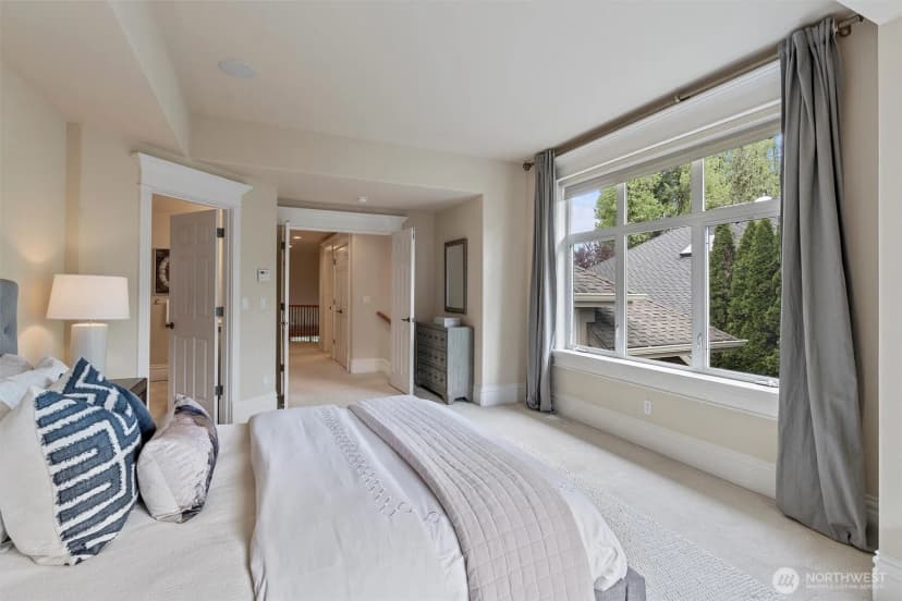 Property photo for 8407 Se 69th Place, Mercer Island photo 17