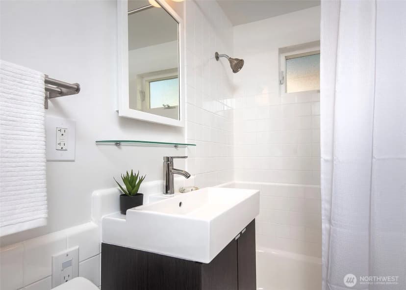 Property photo for 2310 Ne 94th Street, Seattle photo 19
