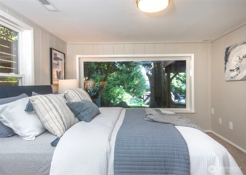 Property photo for 2310 Ne 94th Street, Seattle photo 29