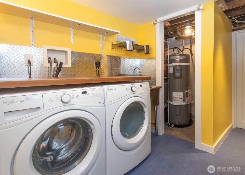 Property photo for 2310 Ne 94th Street, Seattle photo 32