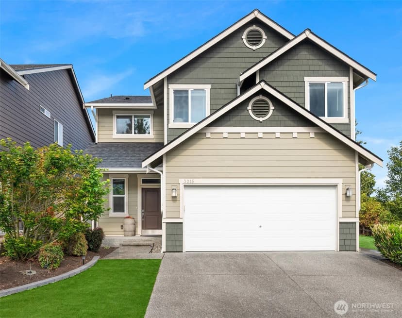 Property photo for 3215 92nd Place Se, Everett
