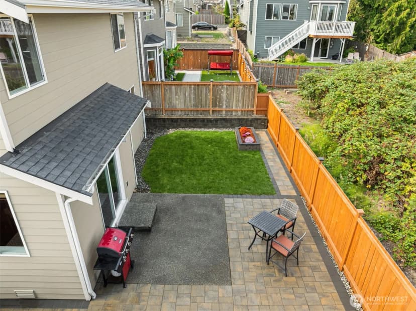 Property photo for 3215 92nd Place Se, Everett photo 31