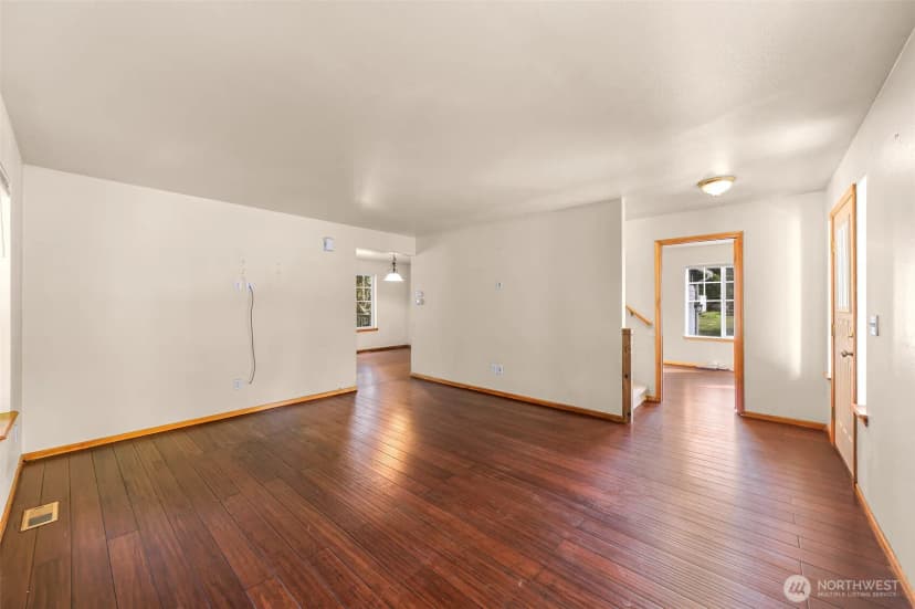 Property photo for 18002 Tualco Road, Monroe photo 7