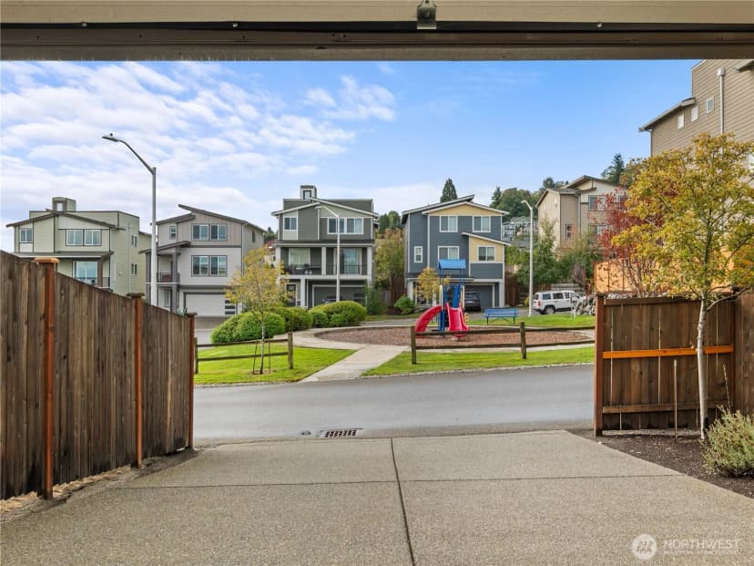 Property photo for 8253 S 118th Street, Seattle photo 35